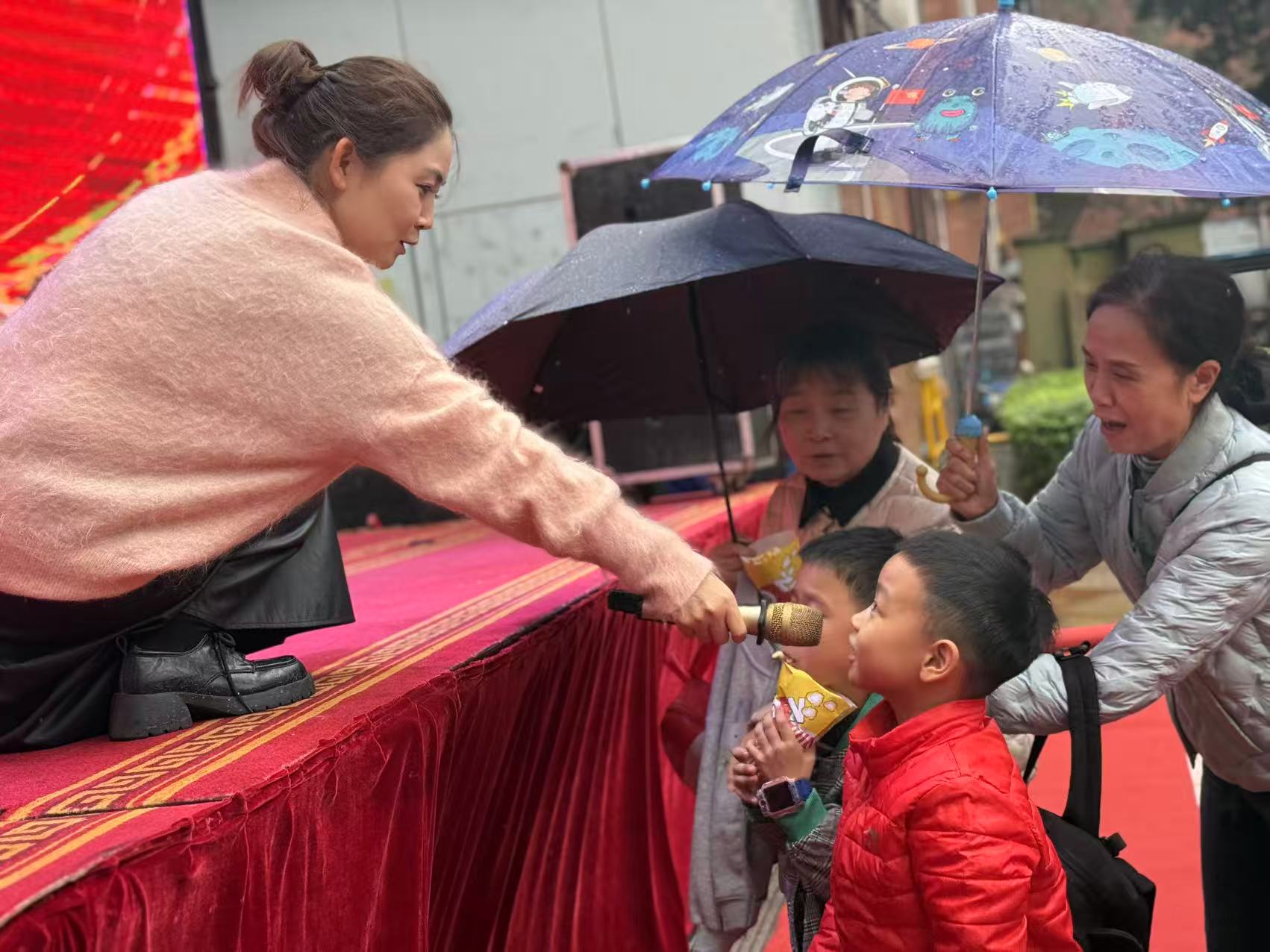 常德物業(yè)管理,物業(yè)企業(yè),陽(yáng)光物業(yè) 常德物業(yè)管理,物業(yè)企業(yè),陽(yáng)光物業(yè)